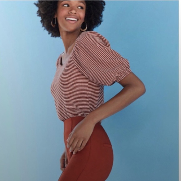 LOFT Tops - LOFT NWT Striped Puff Sleeve V-Neck Top